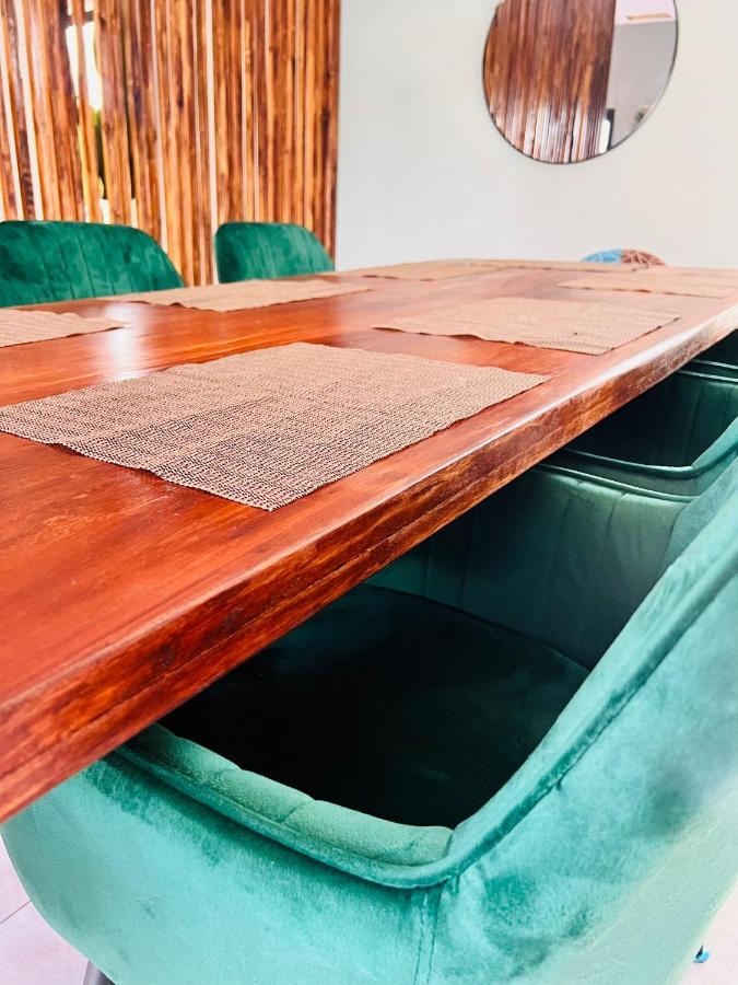 Signature Boutique Guesthouse Маун Экстерьер фото